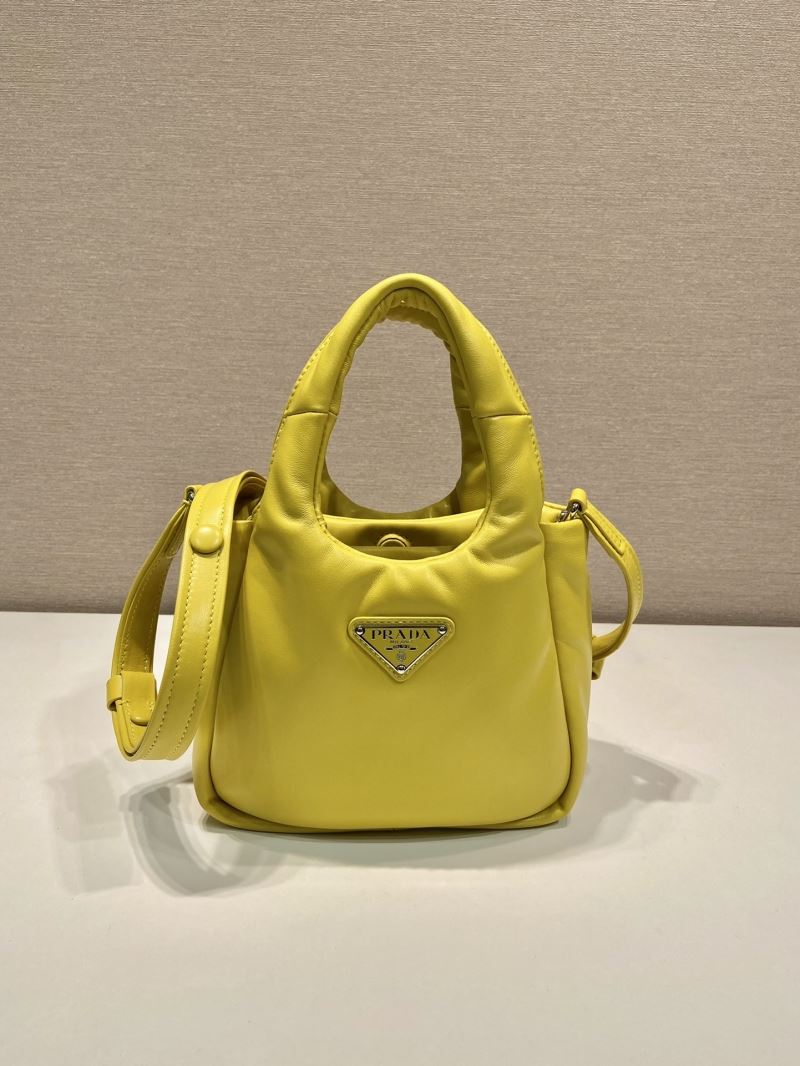 Pra*a tote bags